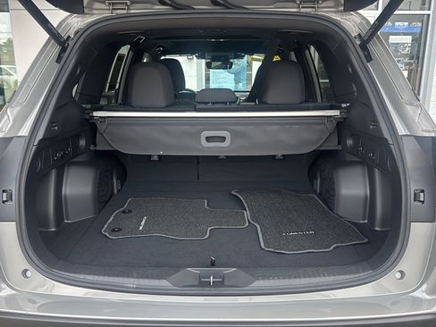Certified 2025 Subaru Forester Premium AWD/4WD image 23