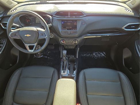 Used 2023 Chevrolet TrailBlazer ACTIV w/ Driver Confidence Package image 17