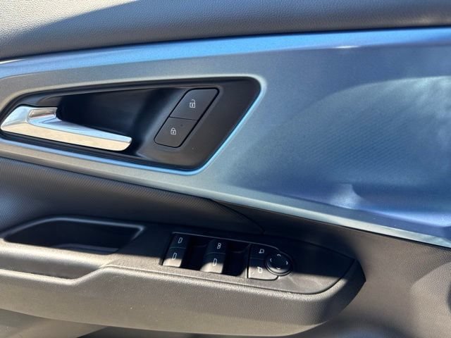 Used 2025 Chevrolet Equinox EV LT w/ Convenience Package FWD image 22