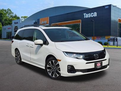Used 2025 Honda Odyssey Elite