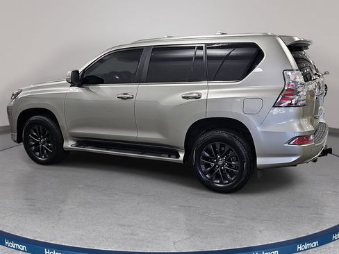 Used 2023 Lexus GX 460 Premium w/ Premium Package AWD/4WD image 8