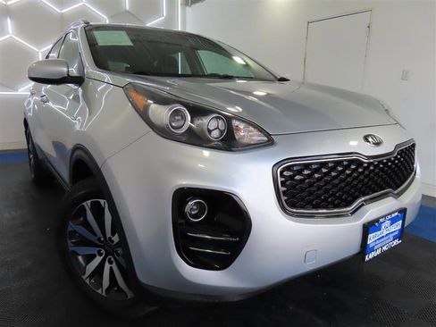 Used 2017 Kia Sportage EX AWD/4WD image 3