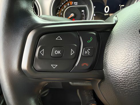 Used 2021 Jeep Wrangler Sport AWD/4WD image 17