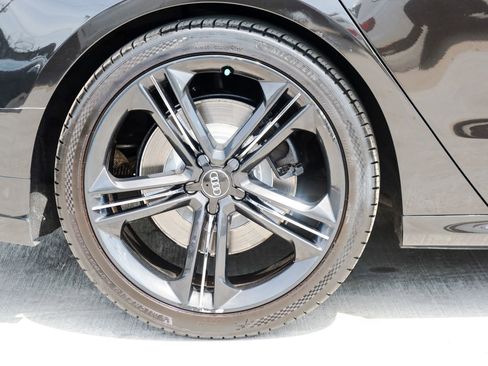 Used 2013 Audi S8 w/ Full Leather Pkg image 33