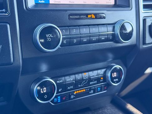 Used 2019 Ford Expedition Limited w/ Equipment Group 302A AWD/4WD image 16