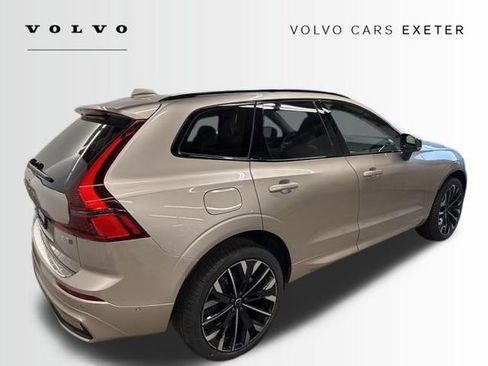 New 2026 Volvo XC60 B5 Ultra w/ Protection Package Premier image 4