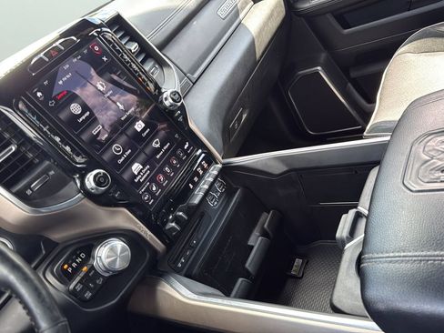 Used 2019 RAM 2500 Laramie AWD/4WD image 15
