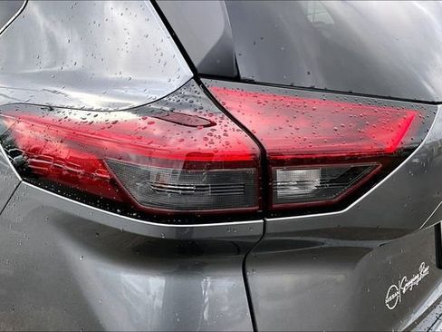 Certified 2025 Nissan Rogue S FWD image 20