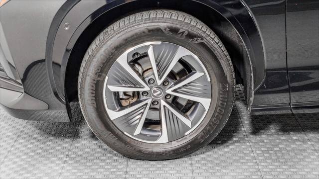 Used 2023 Lexus RZ 450e Premium w/ Technology Package AWD/4WD image 33