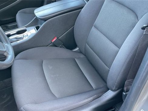 Used 2024 Chevrolet Malibu LT image 11