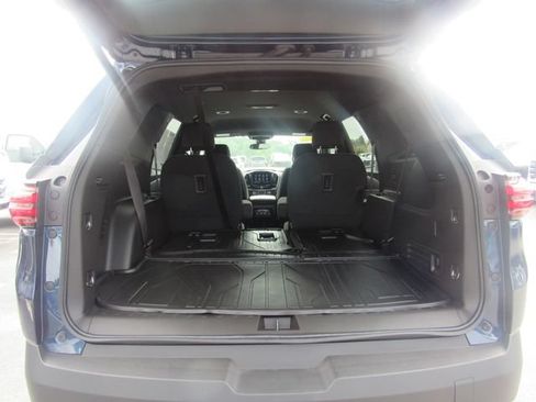 Certified 2023 Chevrolet Traverse LT w/ LPO, Floor Liner Package AWD/4WD image 25