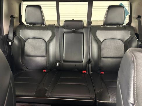 Used 2022 RAM 1500 Laramie AWD/4WD image 27