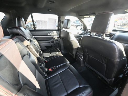 Certified 2019 Ford Explorer Sport w/ Equipment Group 401A image 29