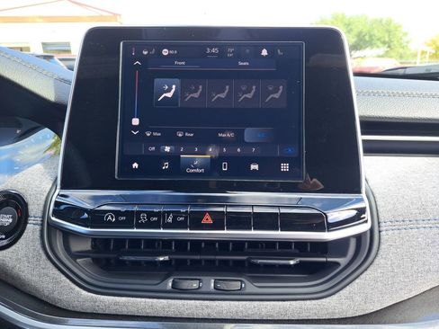 New 2026 Jeep Compass Latitude image 4