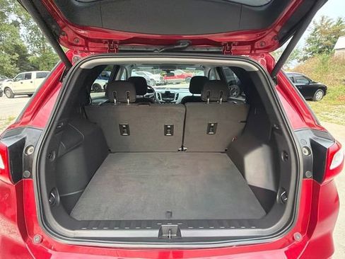 Used 2018 Chevrolet Equinox LT w/ Sun & Infotainment Package FWD image 11