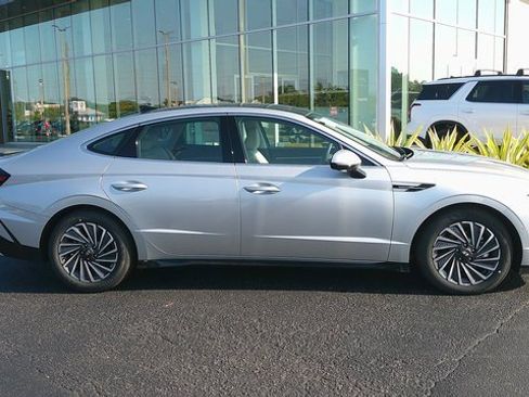 Certified 2025 Hyundai Sonata Limited image 22