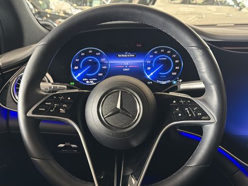 Used 2023 Mercedes-Benz EQS 580 4MATIC SUV image 12
