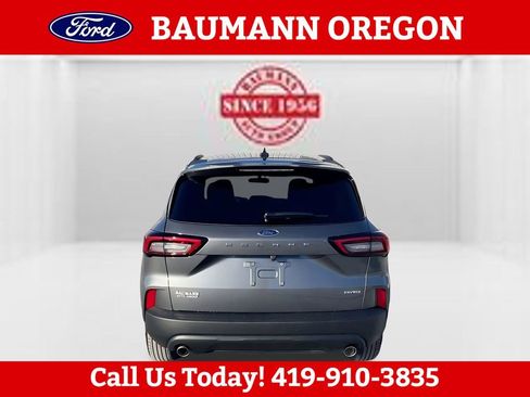 Used 2026 Ford Escape ST-Line w/ Cold Weather Package AWD/4WD image 6