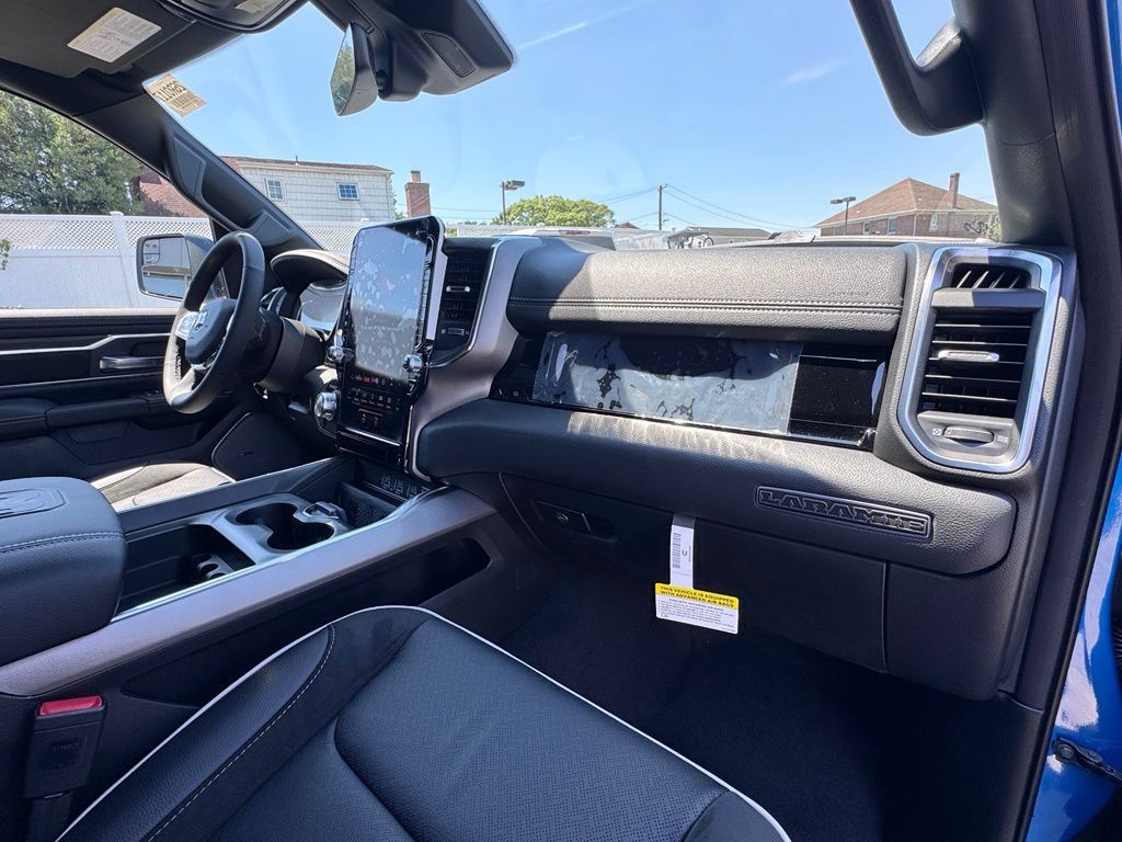 New 2026 RAM 1500 Laramie w/ Night Edition AWD/4WD image 19