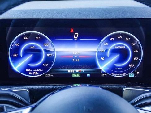 Certified 2024 Mercedes-Benz EQB 350 4MATIC SUV w/ Winter Package image 20