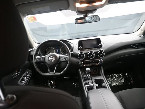 Certified 2025 Nissan Sentra S FWD image 20