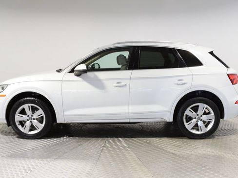 Used 2019 Audi Q5 2.0T Premium Plus w/ Premium Plus Package AWD/4WD image 3