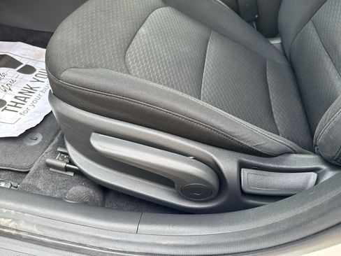 Used 2020 Hyundai Elantra SE w/ Cargo Package (C1) FWD image 25