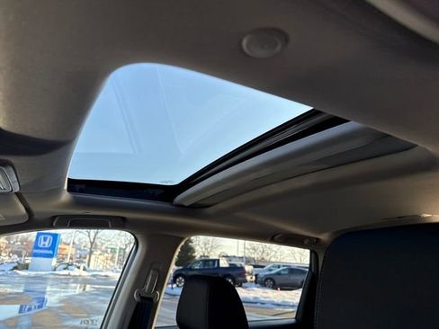 Certified 2025 Honda CR-V EX image 16