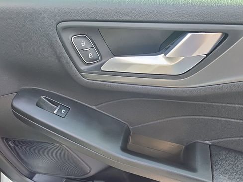 Used 2024 Ford Escape SE FWD image 44