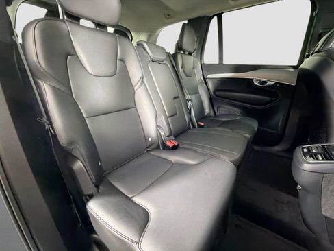 Certified 2023 Volvo XC90 B5 Core w/ Protection Package Premier image 29