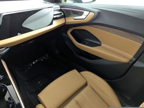 Certified 2025 Audi A5 2.0T Premium Plus w/ Premium Plus image 11