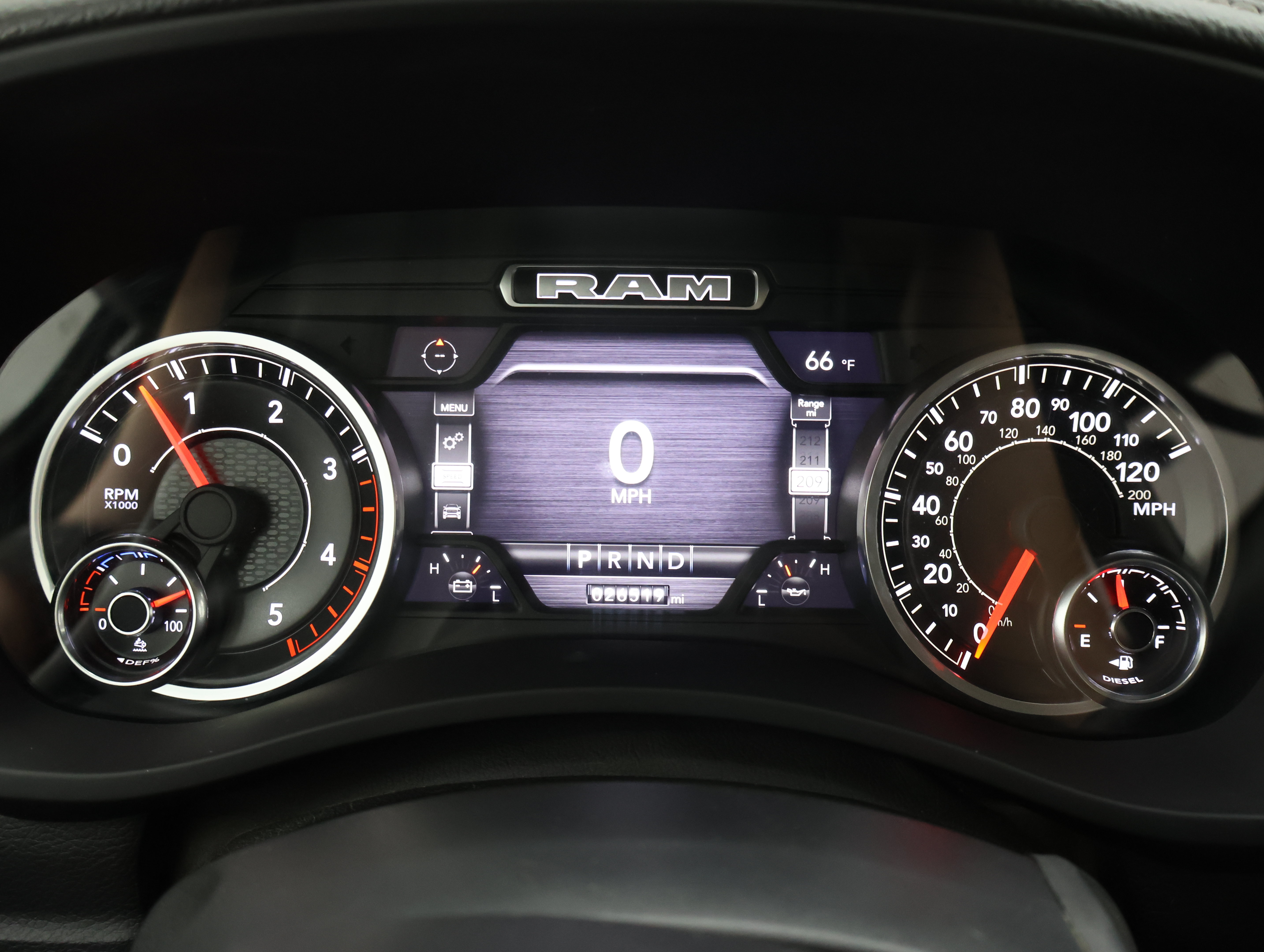 Used 2022 RAM 3500 Laramie AWD/4WD image 8