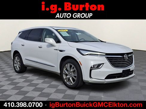 Used 2023 Buick Enclave Essence w/ Experience Buick Package image 1