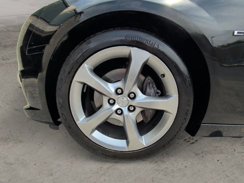 Used 2013 Chevrolet Camaro SS RWD image 14