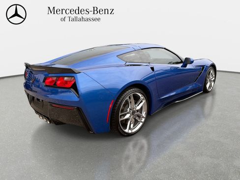 Used 2019 Chevrolet Corvette Stingray Coupe w/ Carbon Flash Badge Package RWD image 5