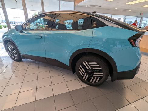 New 2026 Nissan Leaf SV+ image 4
