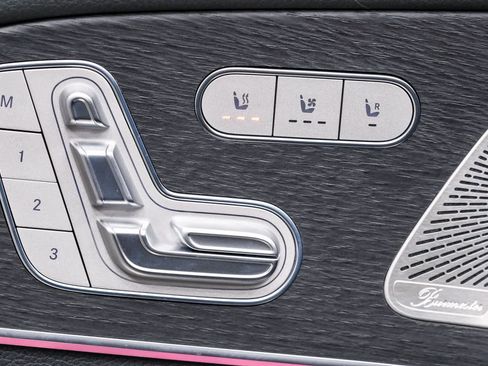 Used 2025 Mercedes-Benz GLS 450 4MATIC image 22