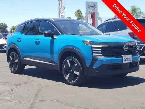 Used 2025 Nissan Kicks SR FWD image 36