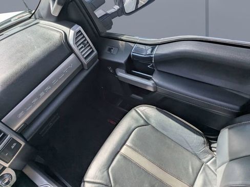 Used 2020 Ford F250 Platinum w/ FX4 Off-Road Package image 17
