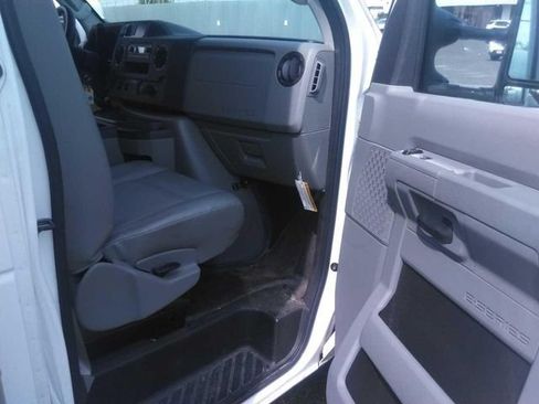 Used 2024 Ford E-450 and Econoline 450 Super Duty w/ Power Windows & Locks Group RWD image 10