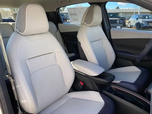 New 2026 Nissan Leaf Platinum+ image 9