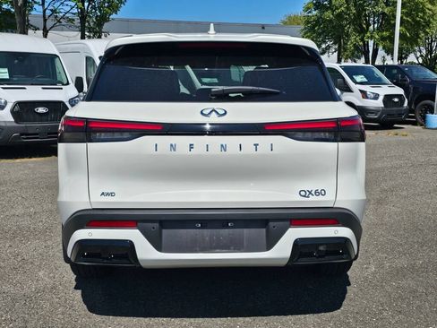 Used 2024 INFINITI QX60 Pure AWD/4WD image 6