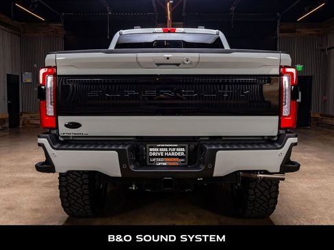 Used 2026 Ford F250 Platinum AWD/4WD image 8