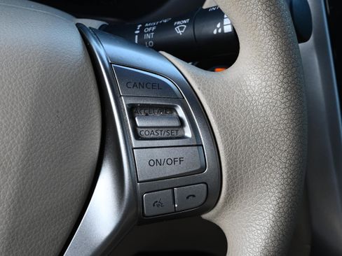 Used 2014 Nissan Altima 2.5 S w/ Display Audio Package image 34