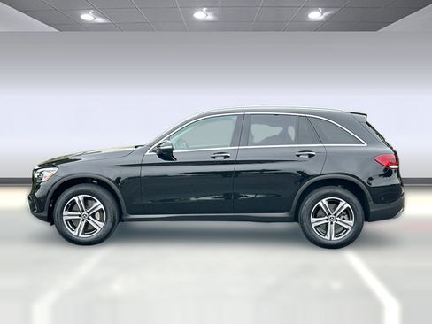 Used 2022 Mercedes-Benz GLC 300 4MATIC image 2
