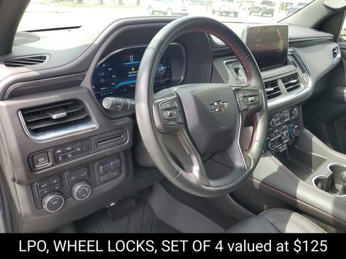 Certified 2024 Chevrolet Suburban RST w/ Luxury Package AWD/4WD image 9
