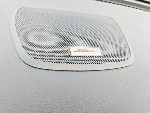 Used 2016 Nissan Rogue SL w/ SL Premium Package image 32