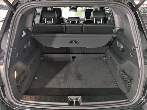 Used 2025 Mercedes-Benz GLB 250 image 7