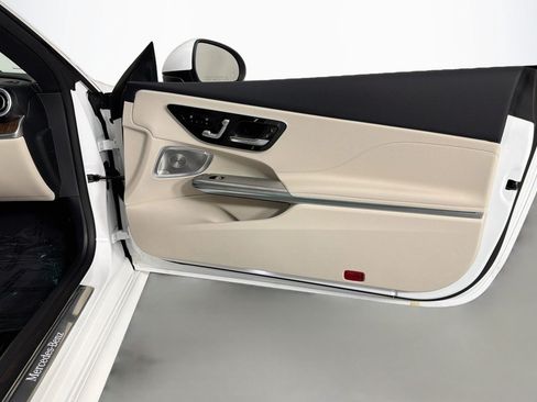 New 2027 Mercedes-Benz CLE 300 4MATIC Coupe image 23