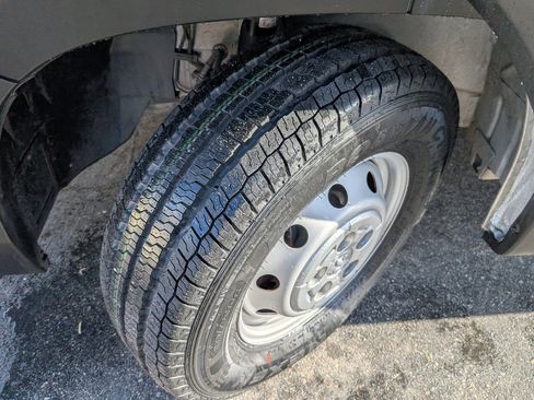 Used 2023 RAM ProMaster 2500 w/ Convenience Group image 21